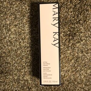 NEW ‼️ Mary Kay eye makeup remover